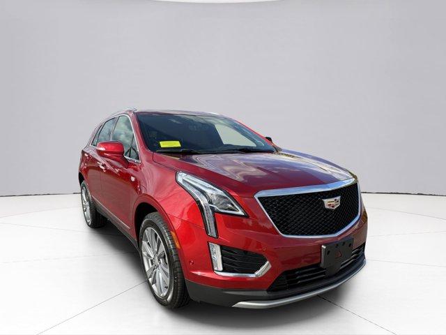 2024 Cadillac XT5 Vehicle Photo in LEOMINSTER, MA 01453-2952