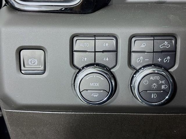 2025 GMC Sierra 3500 HD Vehicle Photo in PUYALLUP, WA 98371-4149