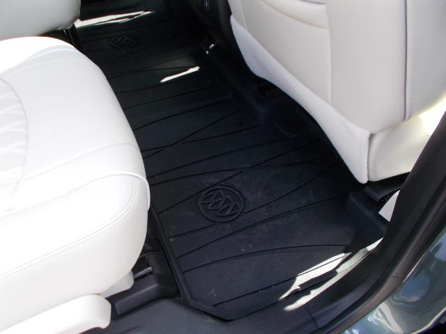 2022 Buick Enclave Vehicle Photo in LOWELL, MA 01852-4336