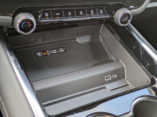 2025 Chevrolet Suburban Vehicle Photo in BRUNSWICK, GA 31525-1881