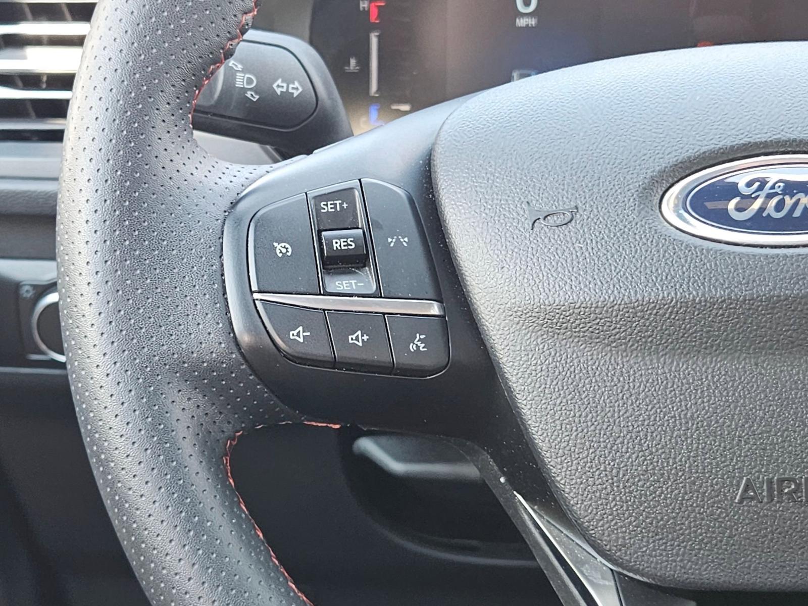 2025 Ford Escape Vehicle Photo in Seguin, TX 78155