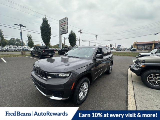 2025 Jeep Grand Cherokee L Vehicle Photo in Doylsetown, PA 18901