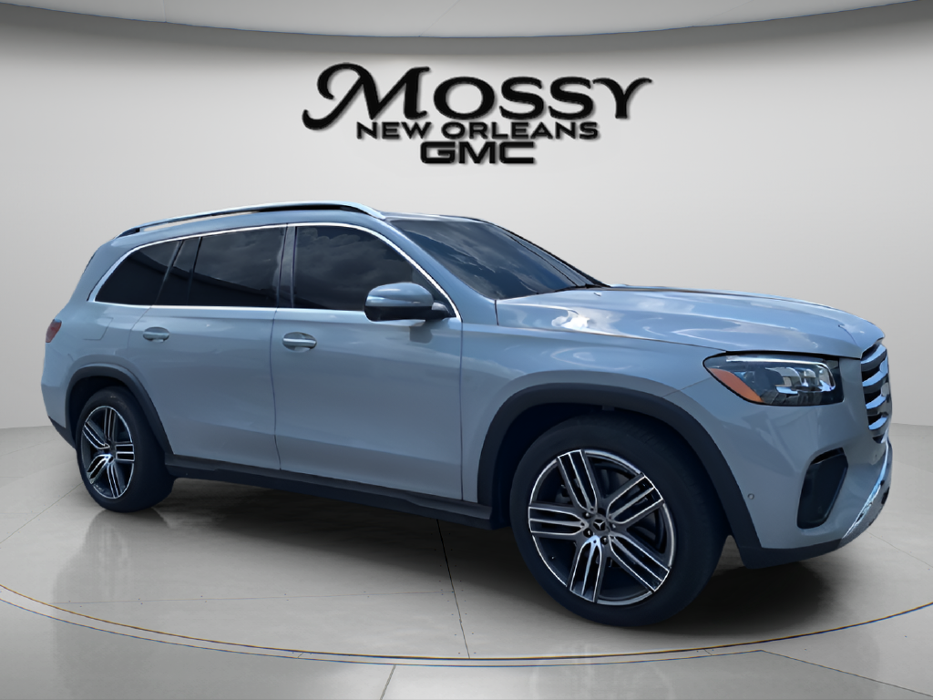 2024 Mercedes-Benz GLS photo 3 of 35