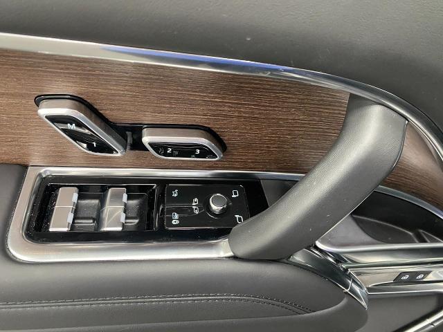 2025 Range Rover Vehicle Photo in Appleton, WI 54913