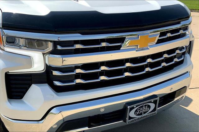 2023 Chevrolet Silverado 1500 Vehicle Photo in TOPEKA, KS 66609-0000