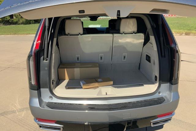 2023 Cadillac Escalade Vehicle Photo in TOPEKA, KS 66609-0000
