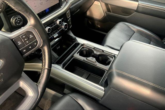 2023 Ford Super Duty F-250 SRW Vehicle Photo in TOPEKA, KS 66609-0000