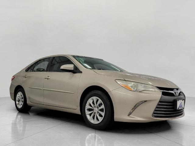 2016 Toyota Camry Vehicle Photo in NEENAH, WI 54956-2243