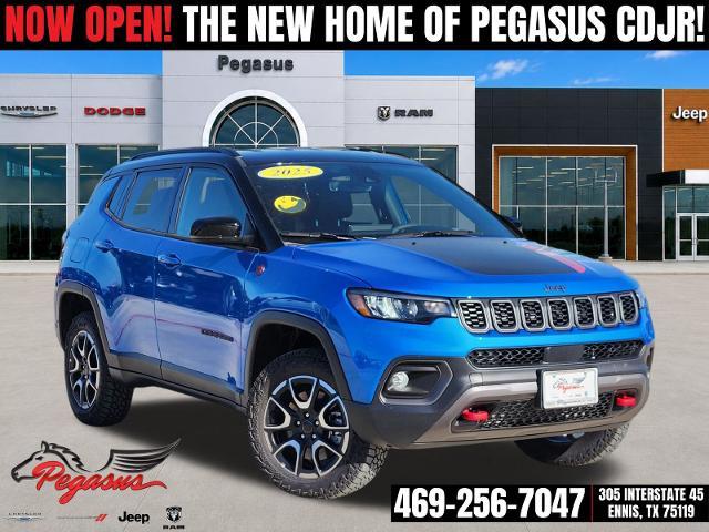 2025 Jeep Compass Vehicle Photo in Ennis, TX 75119-5114
