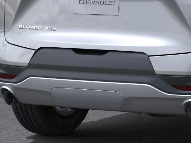2026 Chevrolet Blazer photo 14 of 31
