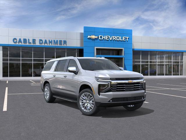 2025 Chevrolet Suburban Vehicle Photo in TOPEKA, KS 66609-0000