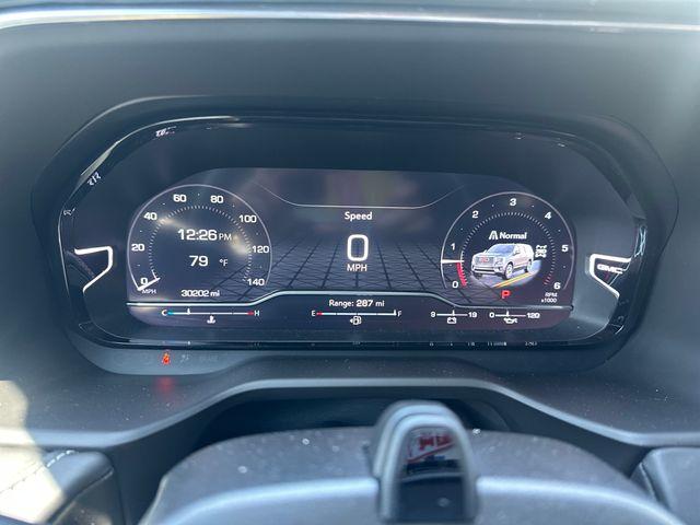 2023 GMC Yukon XL Vehicle Photo in Pleasant Hills, PA 15236