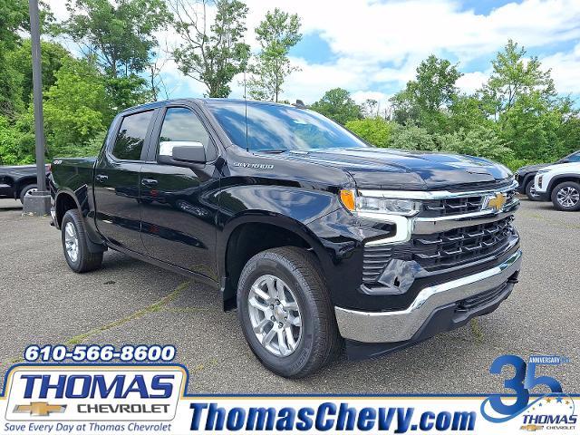 Black 2026 Chevrolet Silverado 1500 Pickup Truck Four-Wheel Drive 8-Speed Automatic