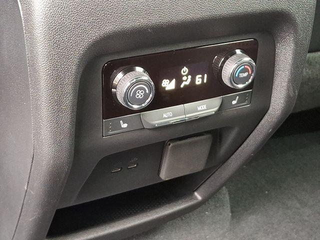 2024 Chevrolet Traverse Vehicle Photo in DANBURY, CT 06810-5034