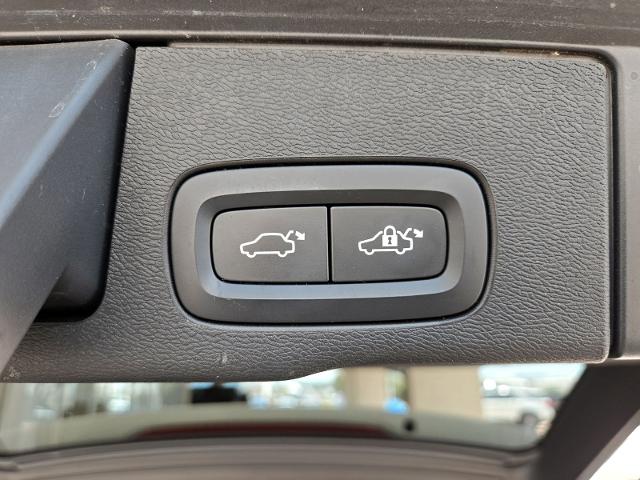 2021 Volvo XC60 Vehicle Photo in Weatherford, TX 76087