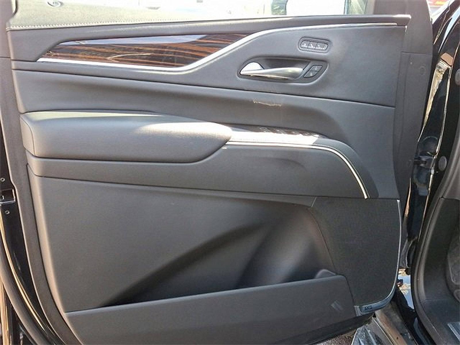 2023 Cadillac Escalade Vehicle Photo in Willow Grove, PA 19090