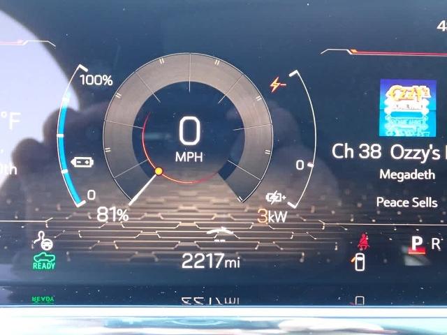 2025 GMC Sierra EV Vehicle Photo in ZELIENOPLE, PA 16063-2910