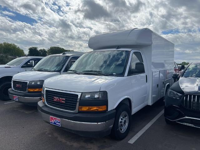 2025 GMC Savana Cutaway 3500 Vehicle Photo in GILBERT, AZ 85297-0402