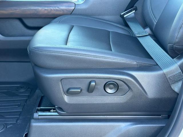 2025 GMC Sierra 2500 HD Vehicle Photo in COLUMBIA, MO 65203-3903