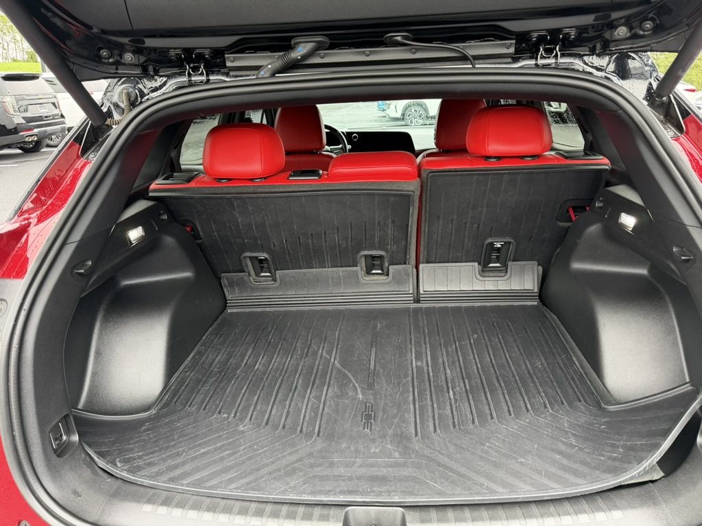 2025 Chevrolet Blazer EV photo 13 of 36