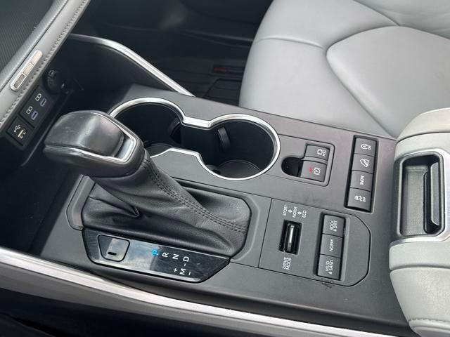 2022 Toyota Highlander Vehicle Photo in Jonesboro, AR 72404