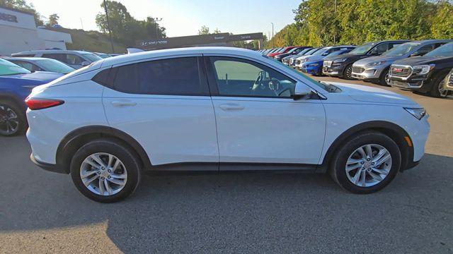 2024 Buick Envista Vehicle Photo in Pleasant Hills, PA 15236