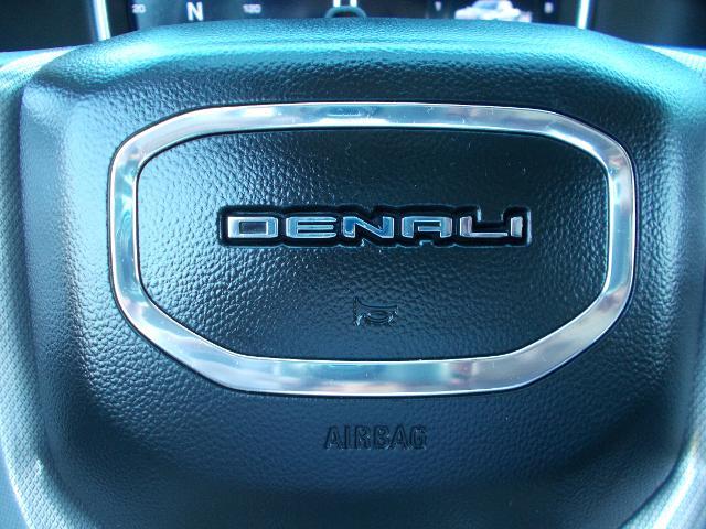 2024 GMC Sierra 1500 Vehicle Photo in LOWELL, MA 01852-4336
