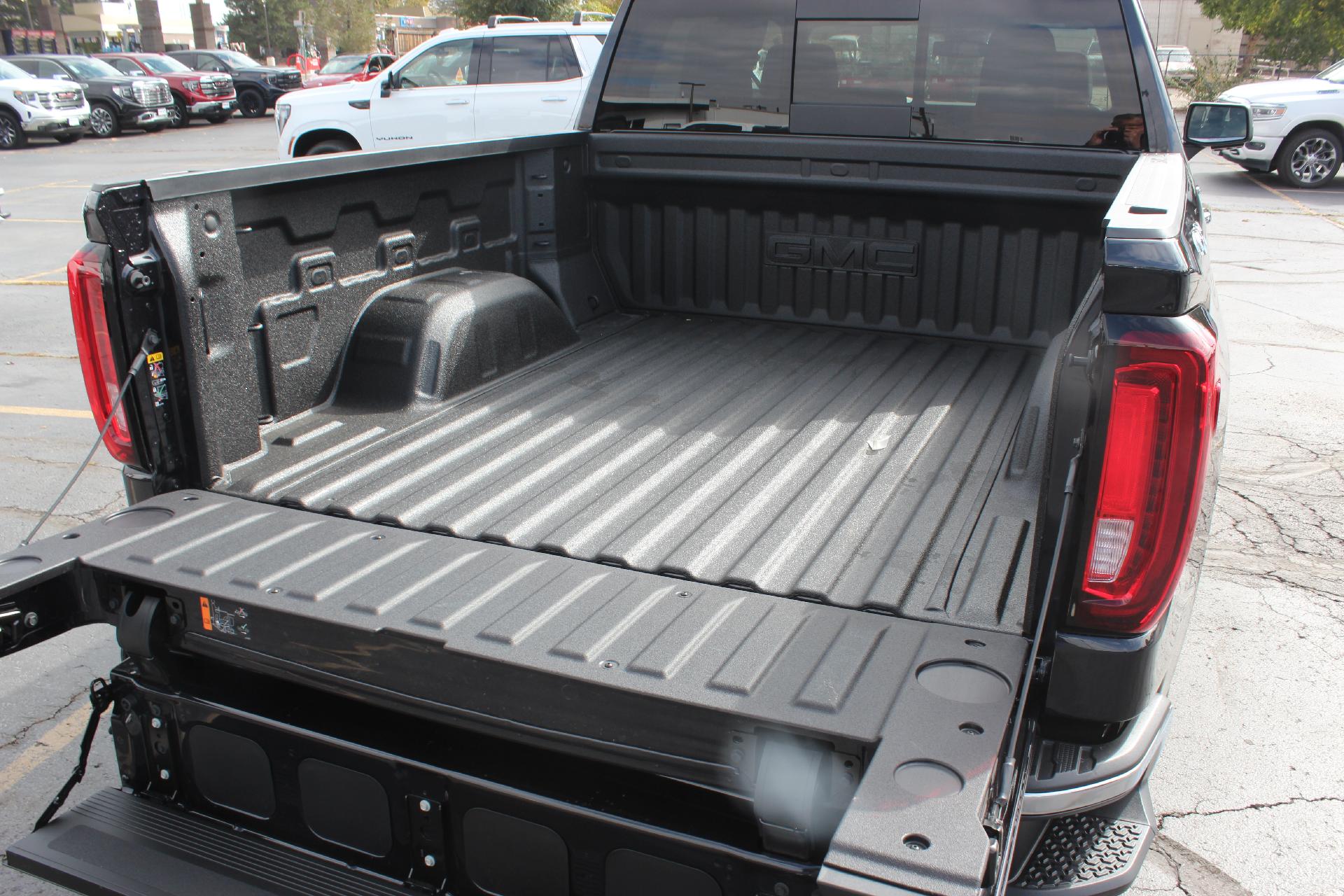 2026 GMC Sierra 1500 Vehicle Photo in AURORA, CO 80012-4011