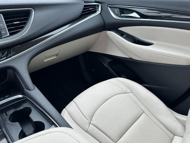 2023 Buick Enclave Vehicle Photo in COLUMBIA, MO 65203-3903