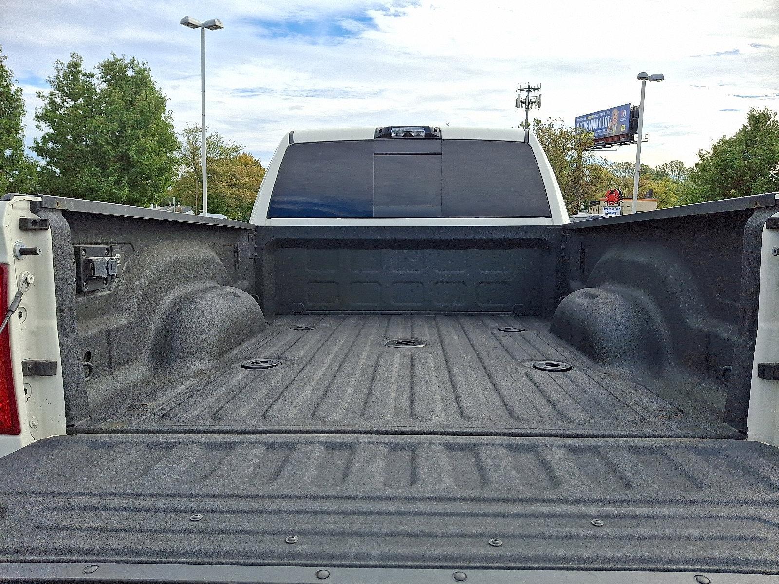 2022 Ram 3500 Vehicle Photo in Trevose, PA 19053