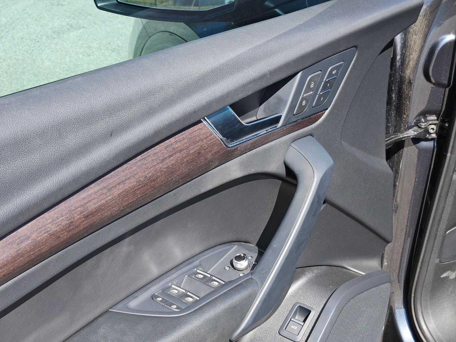 2023 Audi Q5 Vehicle Photo in Seguin, TX 78155