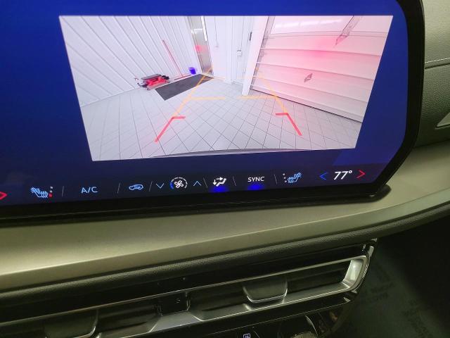 2025 Chevrolet Traverse Vehicle Photo in GREEN BAY, WI 54303-3330