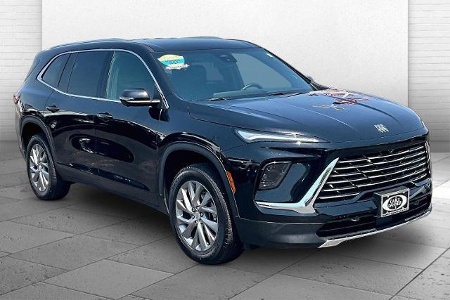 2025 Buick Enclave Vehicle Photo in KANSAS CITY, MO 64114-4502
