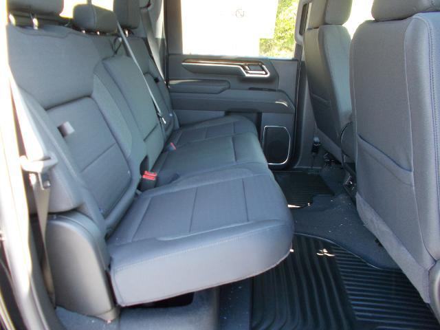 2025 GMC Sierra 2500 HD Vehicle Photo in LOWELL, MA 01852-4336