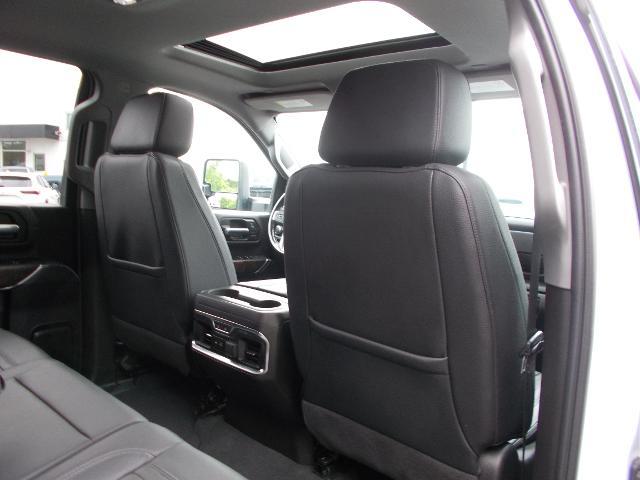 2021 GMC Sierra 2500 HD Vehicle Photo in LOWELL, MA 01852-4336