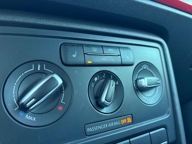 2016 Volkswagen Beetle Convertible Vehicle Photo in Brunswick, GA 31525