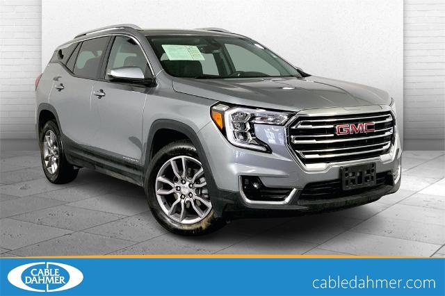 2024 GMC Terrain Vehicle Photo in Lees Summit, MO 64086