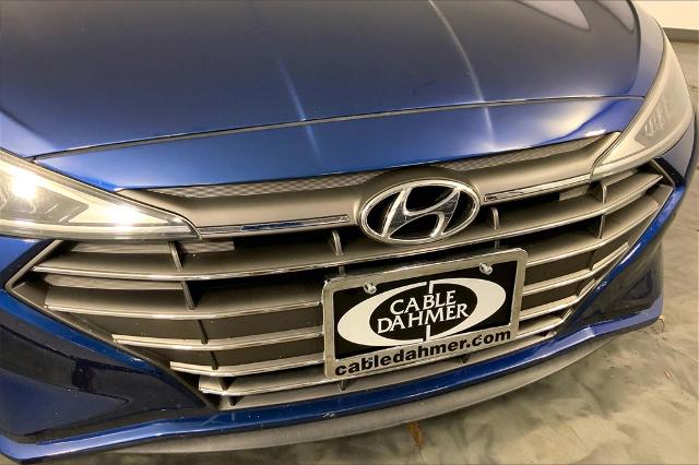 2020 Hyundai ELANTRA Vehicle Photo in Lees Summit, MO 64086