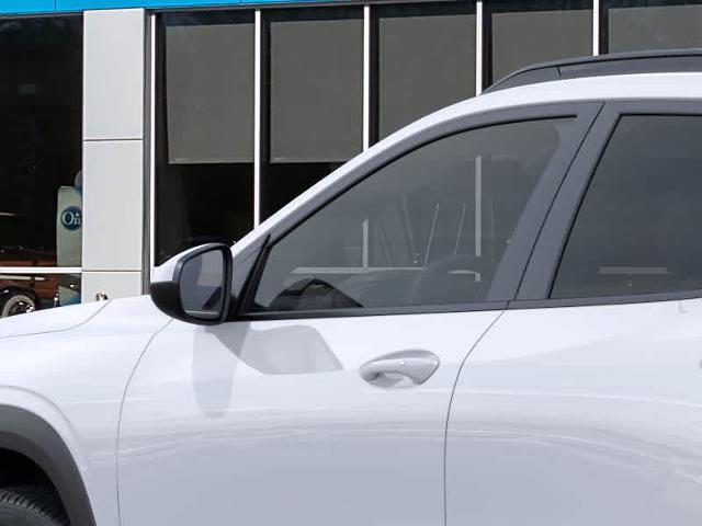 2025 Chevrolet Trax Vehicle Photo in MOON TOWNSHIP, PA 15108-2571