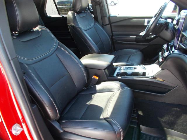 2023 Ford Explorer Vehicle Photo in LOWELL, MA 01852-4336