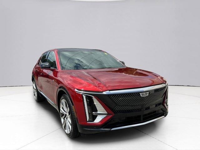 2024 Cadillac LYRIQ Vehicle Photo in LEOMINSTER, MA 01453-2952