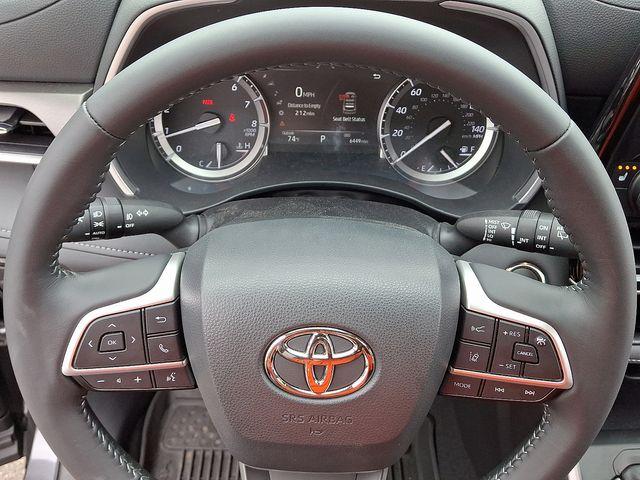 2022 Toyota Highlander Vehicle Photo in DANBURY, CT 06810-5034