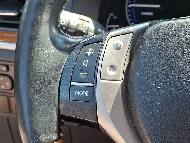 2013 Lexus ES 300h Vehicle Photo in DANBURY, CT 06810-5034