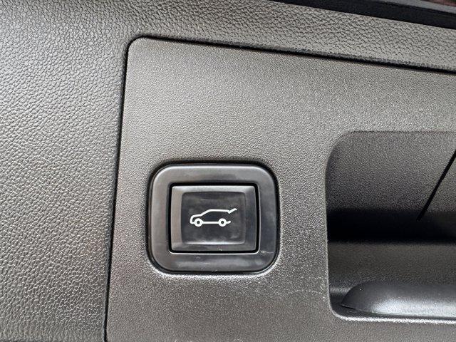 2022 Cadillac XT5 Vehicle Photo in LEOMINSTER, MA 01453-2952