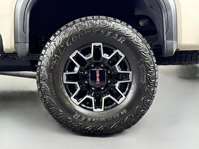 2026 GMC Sierra 2500 HD Vehicle Photo in PUYALLUP, WA 98371-4149