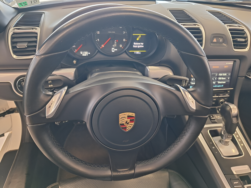 2013 Porsche Boxster photo 16 of 32