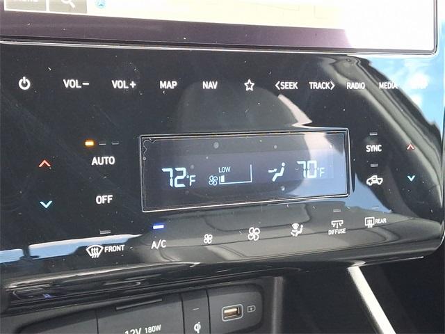 2024 Hyundai SANTA CRUZ Vehicle Photo in New Bloomfield, PA 17068