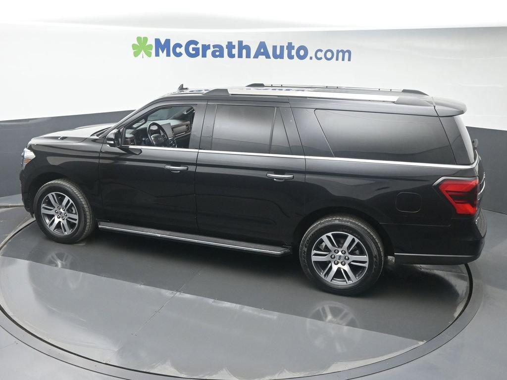 2022 Ford Expedition Max Vehicle Photo in Cedar Rapids, IA 52402
