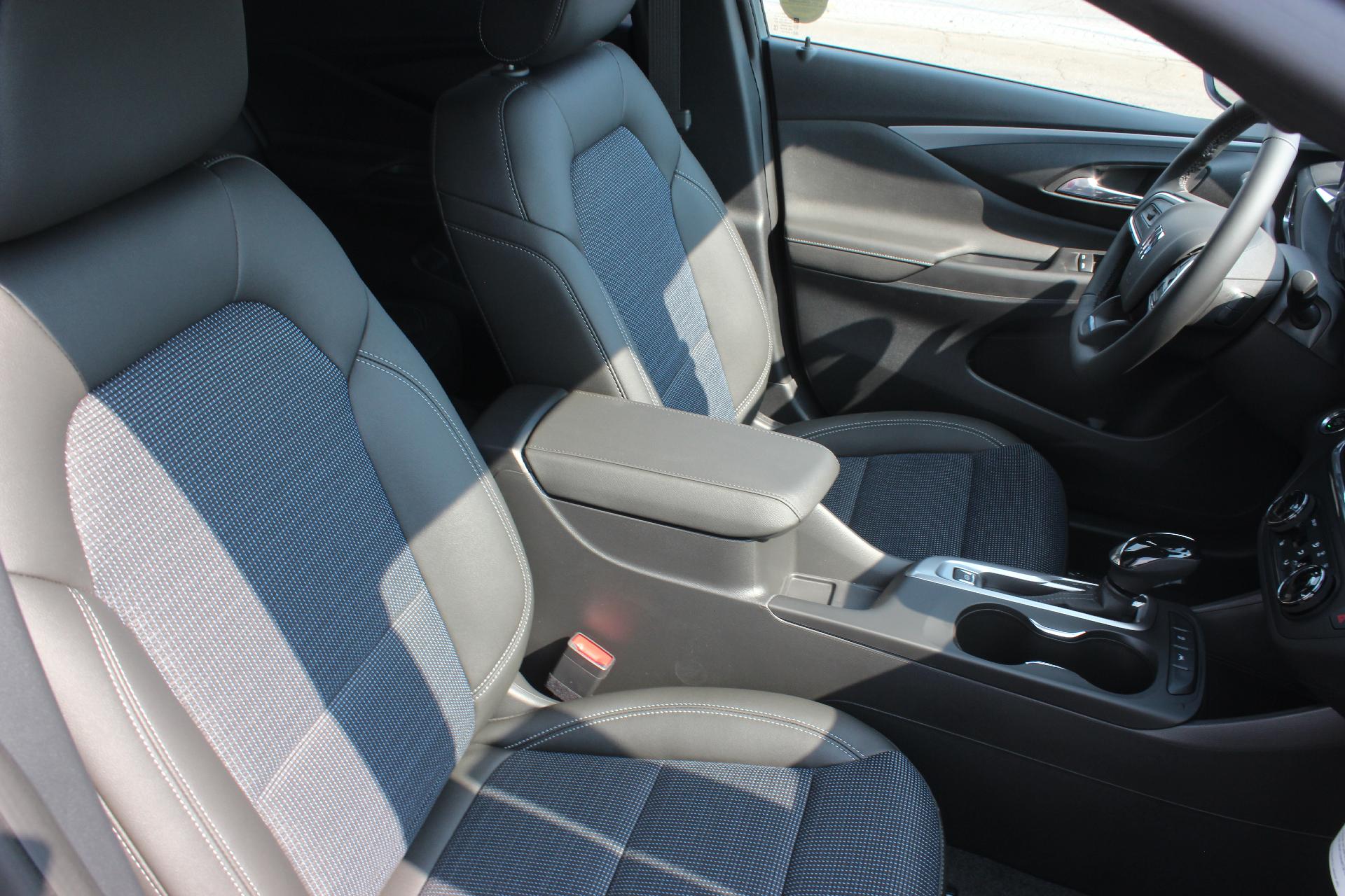 2026 Buick Envista Vehicle Photo in AURORA, CO 80012-4011