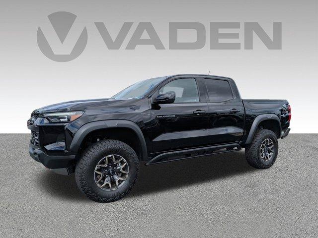 2024 Chevrolet Colorado Vehicle Photo in BRUNSWICK, GA 31525-1881